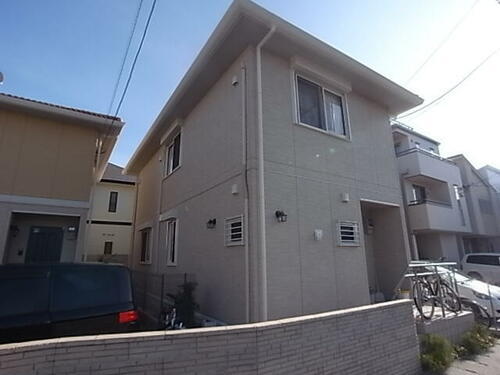 兵庫県西宮市段上町８丁目 2階建