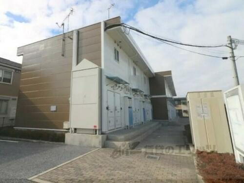滋賀県彦根市小泉町 2階建