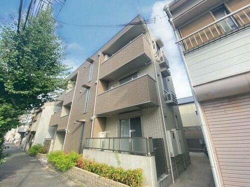 兵庫県神戸市灘区上河原通１丁目 3階建