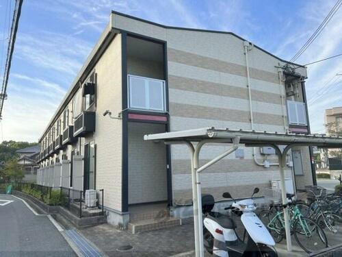 大阪府枚方市藤阪元町２丁目 2階建