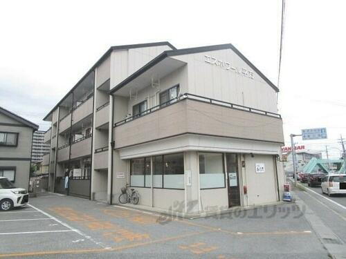 滋賀県長浜市平方町 3階建