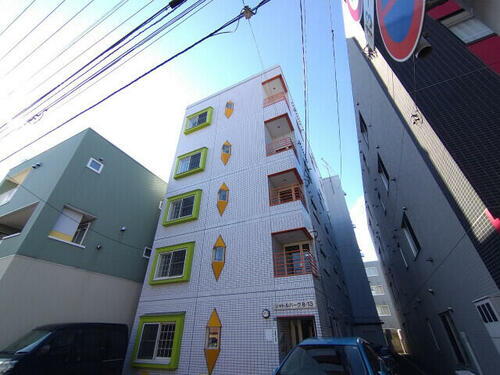 北海道札幌市中央区南八条西１３丁目 5階建 築37年2ヶ月