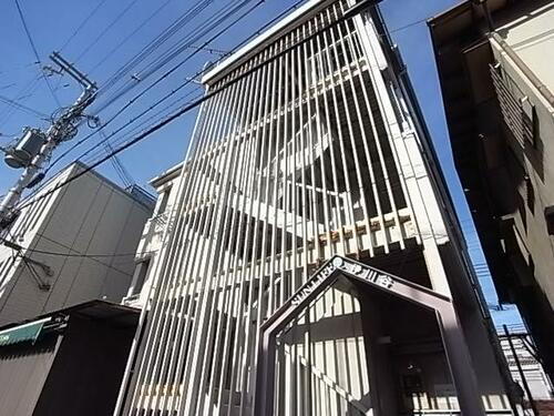 兵庫県神戸市西区北別府４丁目 3階建