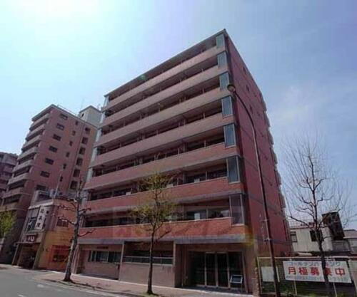 パルティール西院 8階建