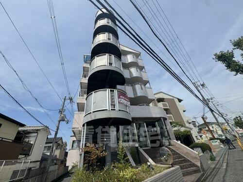 スタジオＭ 6階建