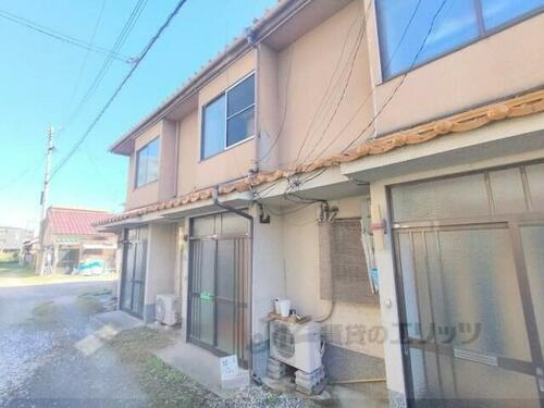 奈良県生駒郡斑鳩町興留７丁目 2階建