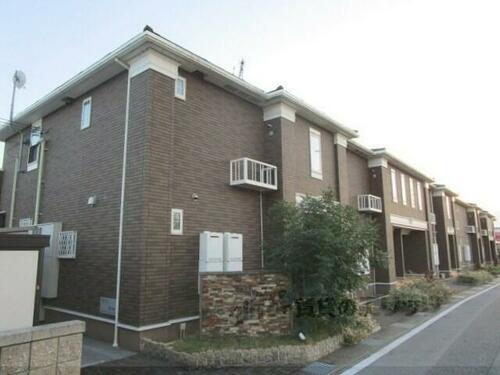 滋賀県長浜市山階町 築11年2ヶ月 2階建