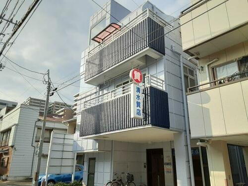 清水マンション 3階建