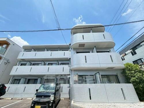 サンハイム蛍池第２ 3階建