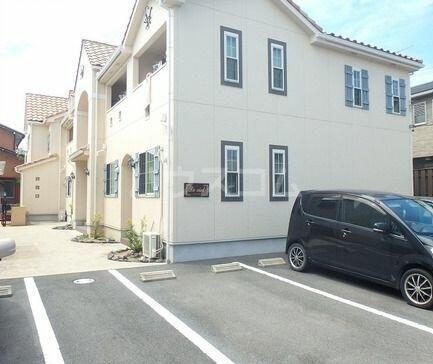 愛知県あま市篠田小町塚 2階建 築14年5ヶ月