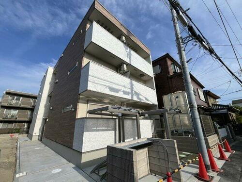 フジパレス甲子園口サウス 3階建
