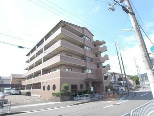 京都府京都市西京区上桂前川町 5階建