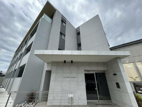 兵庫県姫路市岡田 4階建 築1年6ヶ月