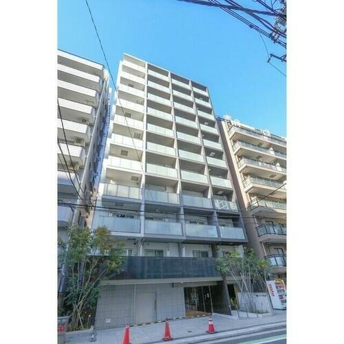 Ｃｒａｎｅ　Ｃｏｕｒｔ　Ｔｓｕｒｕｍｉ