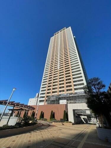 ザ　タワーズ　ウエスト　プレミアレジデンス 地上45階地下2階建