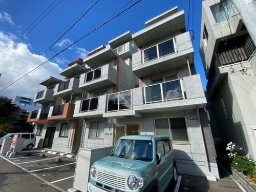 北海道札幌市中央区南十五条西１４丁目 5階建 築5年10ヶ月