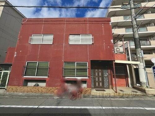 京都府京都市山科区竹鼻地蔵寺南町 2階建
