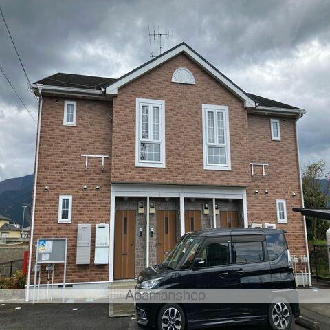 愛媛県新居浜市下泉町２丁目 賃貸アパート