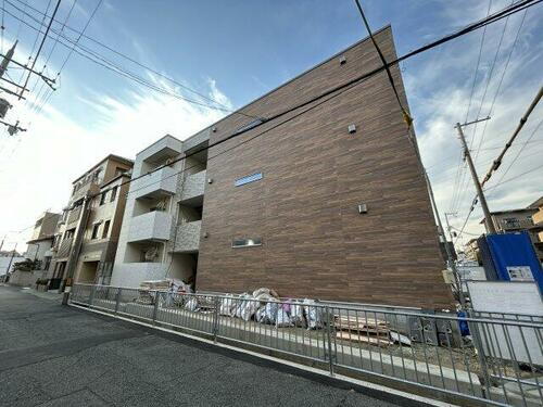 兵庫県尼崎市東園田町６丁目 3階建 築1年4ヶ月