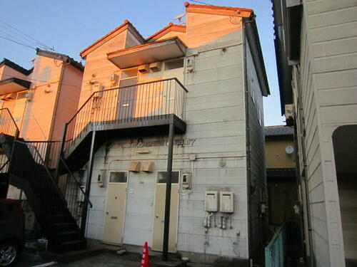 シャトーアルル 2階建