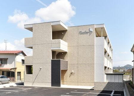 ティヨール 3階建