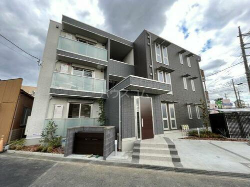 千葉県流山市鰭ケ崎１丁目 3階建 築3年2ヶ月