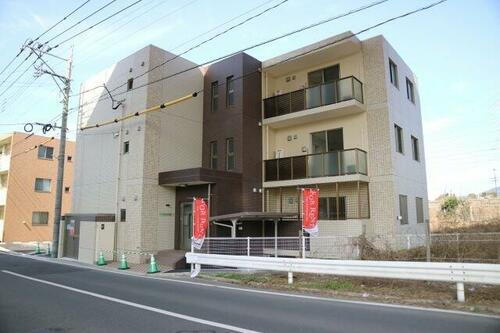 福岡県北九州市八幡西区陣原１丁目 3階建 築7年5ヶ月