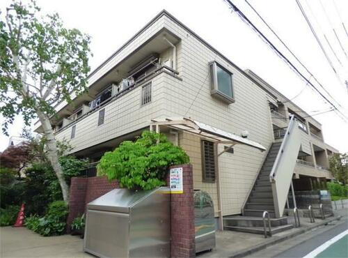 東京都世田谷区八幡山１丁目 2階建