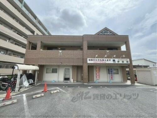 奈良県香芝市穴虫 2階建