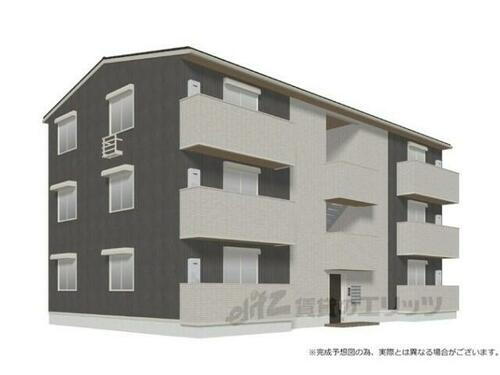 滋賀県東近江市佐生町 3階建