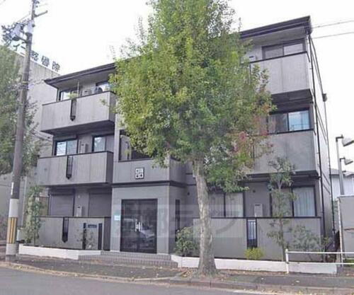 グランシャリオ　Ｆ棟 3階建