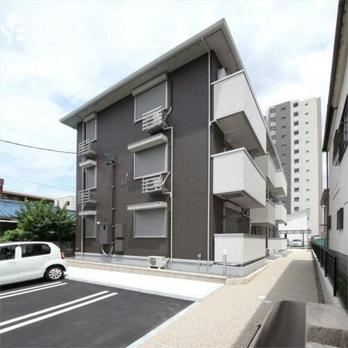 愛知県名古屋市千種区竹越１丁目 3階建