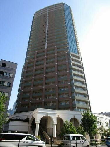 セントラルレジデンス新宿シティタワー 地上31階地下2階建
