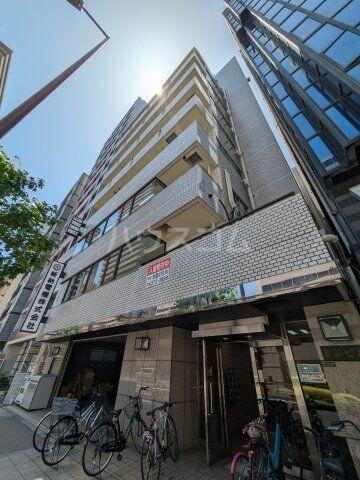 新納ビル 8階建
