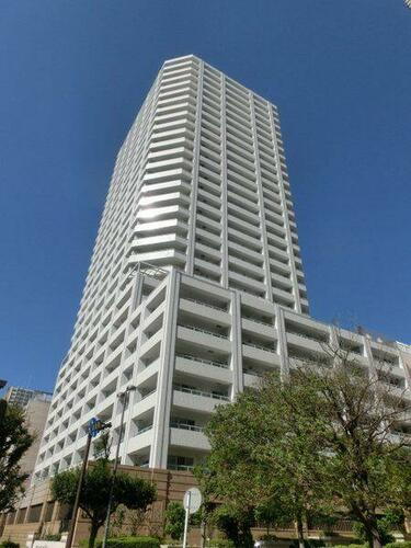 パークタワー東戸塚 地上32階地下4階建
