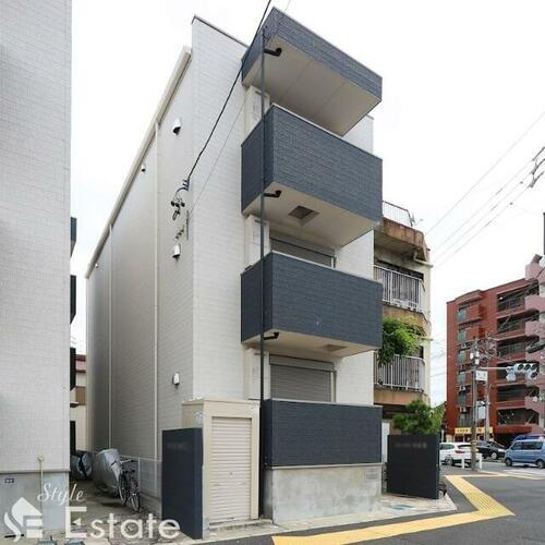 愛知県名古屋市南区豊２丁目 3階建