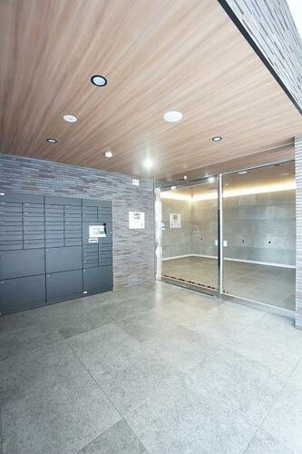 福岡県福岡市中央区六本松２丁目 賃貸マンション