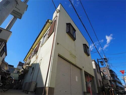 東京都府中市清水が丘２丁目 3階建