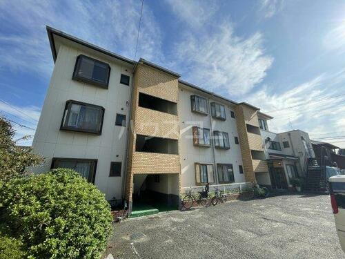 小津浜ハイツ 3階建
