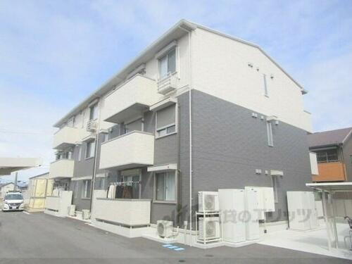 滋賀県栗東市小柿３丁目 築3年10ヶ月 3階建