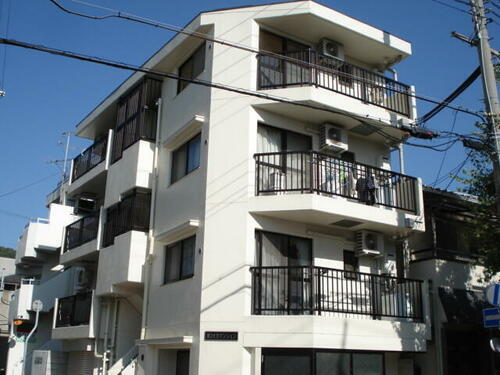 第３大力マンション 4階建