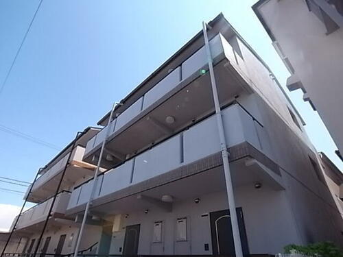 シティハウス仁川２ 3階建