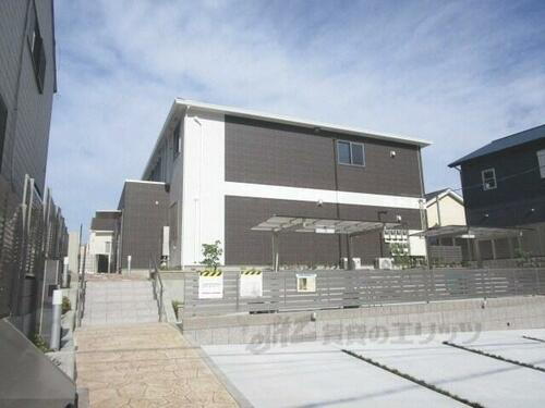 京都府乙訓郡大山崎町字円明寺小字大門脇 2階建 築3年8ヶ月