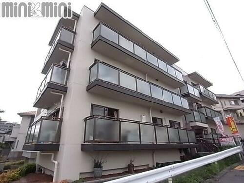 兵庫県西宮市越水町 地上3階地下1階建 築33年10ヶ月
