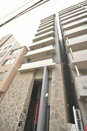 大阪府大阪市中央区上本町西２丁目 11階建