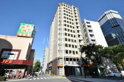 Ｙ’ｓＣｏｕｒｔ東梅田 14階建
