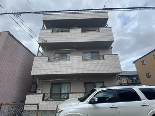 サンクオリティ鶴里 3階建