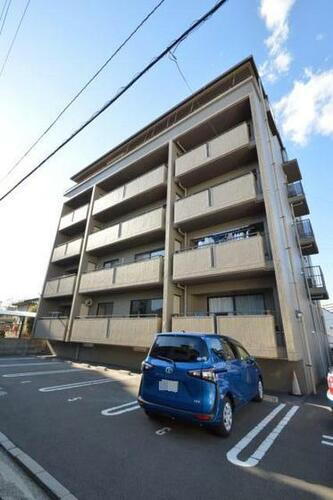 広島県広島市東区牛田本町５丁目 築32年11ヶ月 5階建