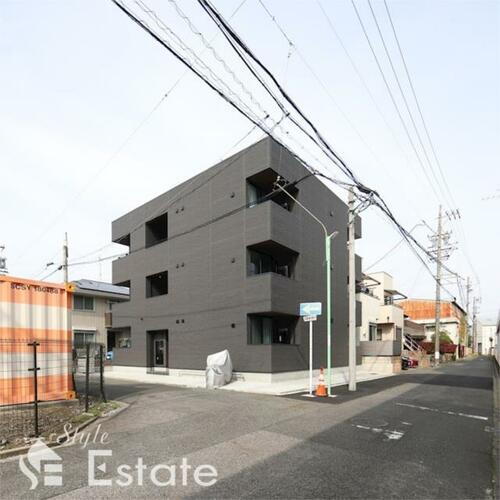 愛知県名古屋市南区宝生町４丁目 3階建