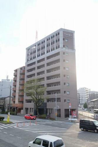 ピュアドームプログレッソ天神 11階建